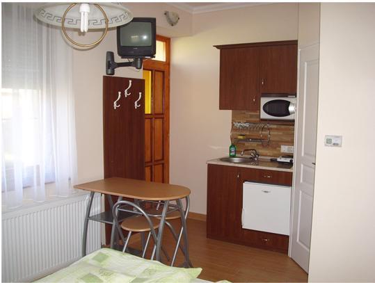 Nemeti Apartmanhaz Διαμέρισμα Hajdúszoboszló Δωμάτιο φωτογραφία